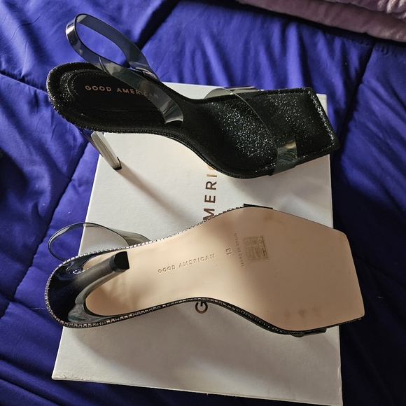 Good American Glitter 4” Heels Black. - Picture 4 of 4